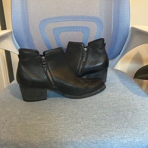 Women’s size 9.5 black leather ankle boots